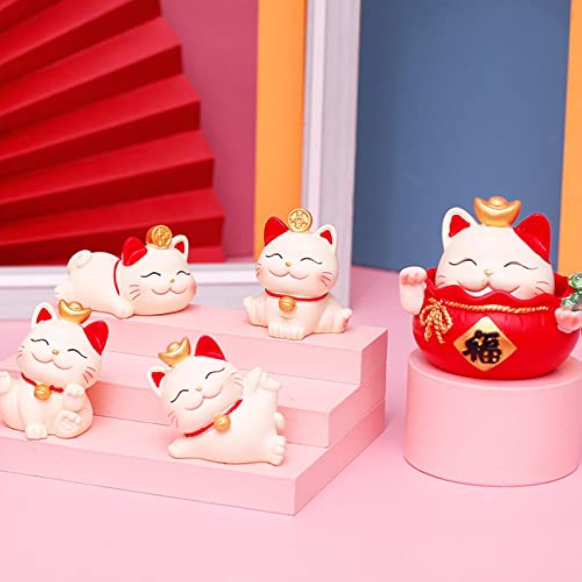 Lucky Cat Figurine for Car Dashboard Decor